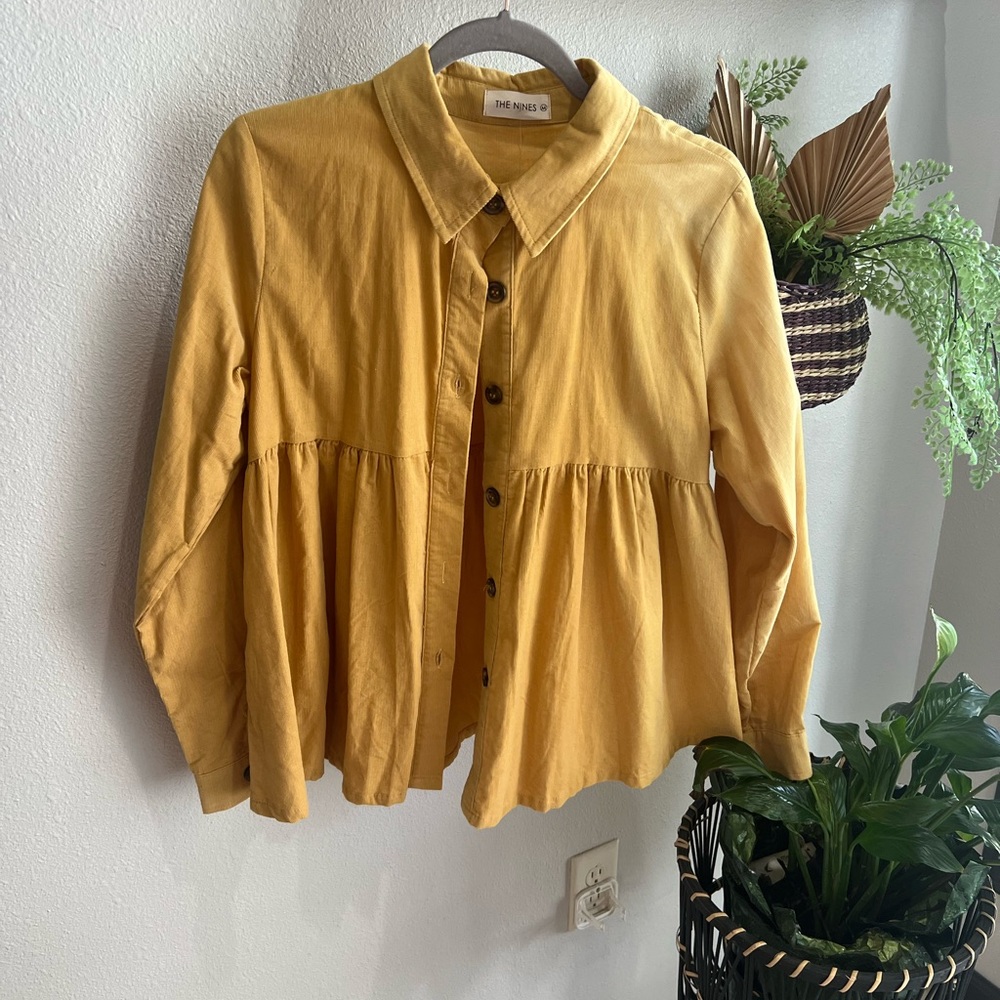The Nines Golden Yellow Long Sleeve Peplum Button up Jacket. Size M NWT